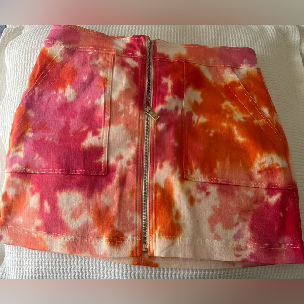 Women’s Trina Turk Preowned In Very Good Condition Skirt Size 6